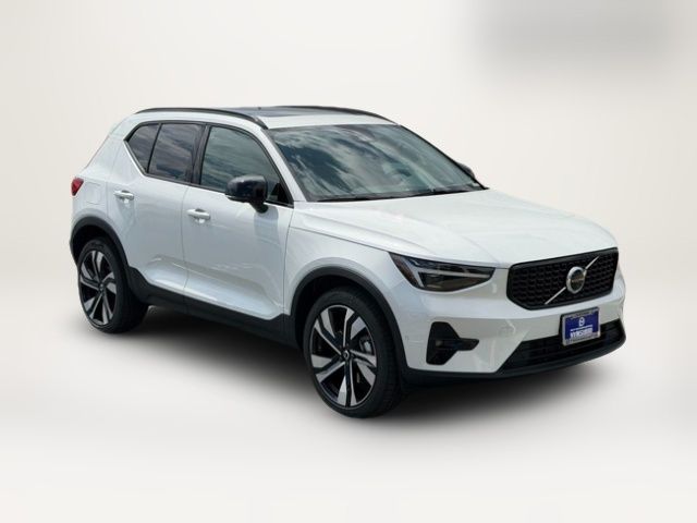 2026 Volvo XC40 Plus