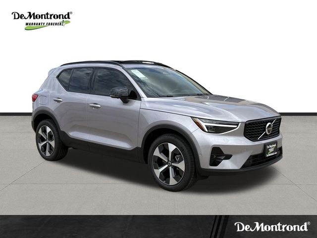 2026 Volvo XC40 Plus