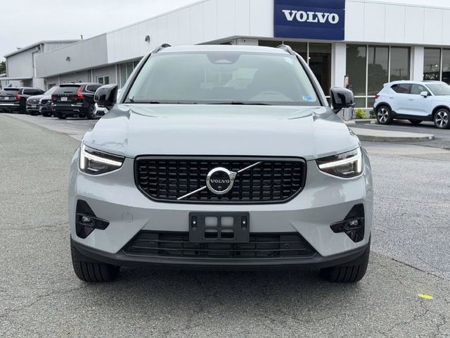 2026 Volvo XC40 Plus