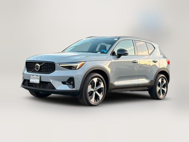 2026 Volvo XC40 Plus