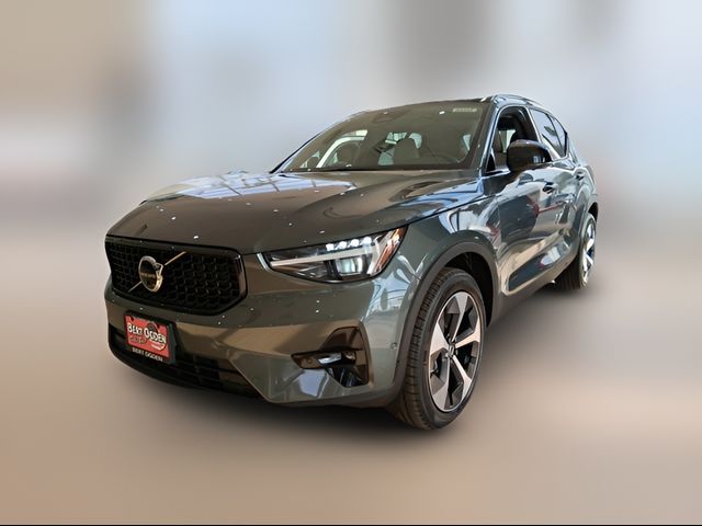 2026 Volvo XC40 Plus