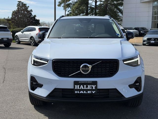 2026 Volvo XC40 Plus