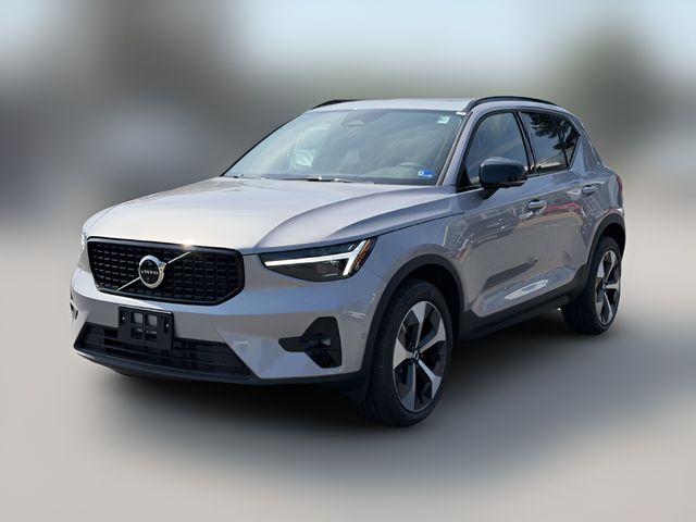 2026 Volvo XC40 Plus