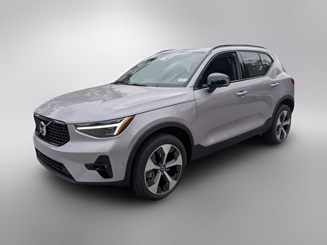 2026 Volvo XC40 Plus