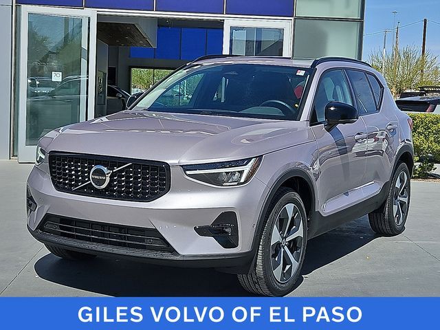 2026 Volvo XC40 Plus