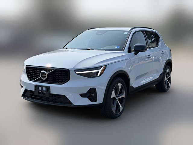 2026 Volvo XC40 Plus