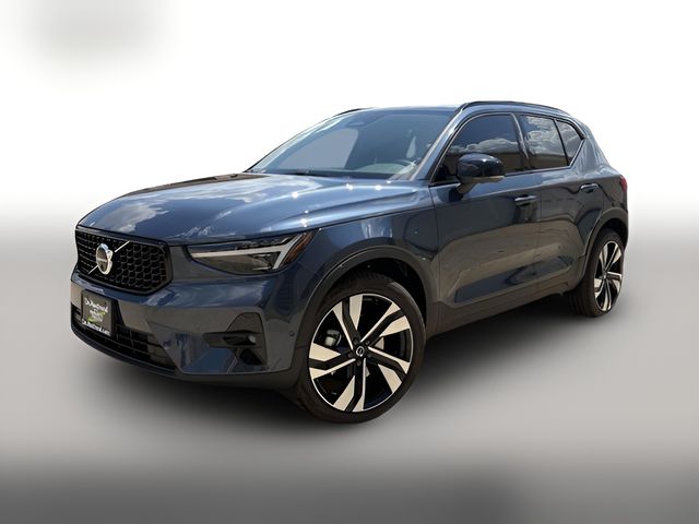 2026 Volvo XC40 Plus
