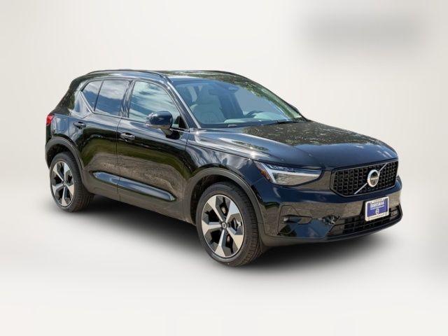 2026 Volvo XC40 Plus