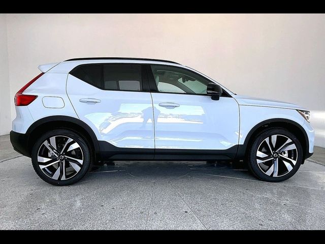 2026 Volvo XC40 Ultra