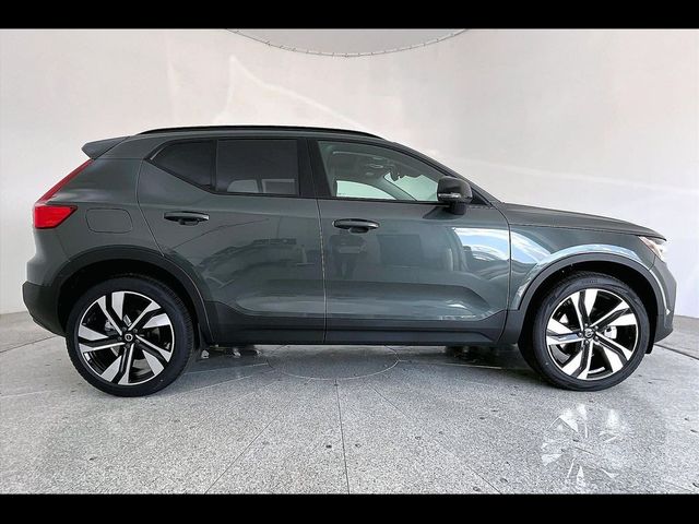 2026 Volvo XC40 Ultra