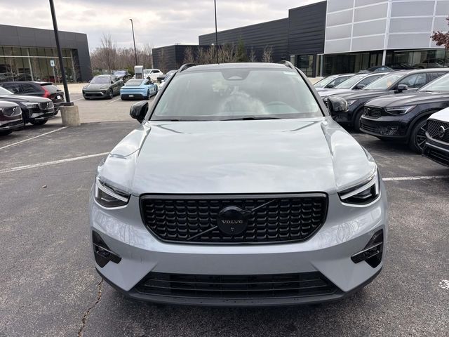 2026 Volvo XC40 Ultra Black Edition