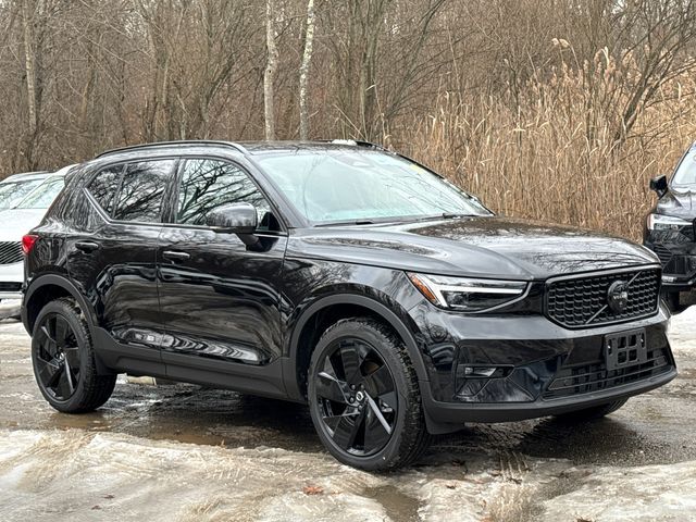 2026 Volvo XC40 Ultra Black Edition