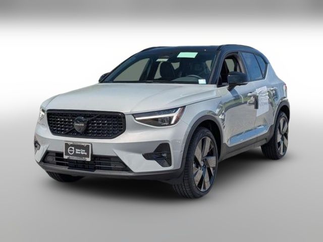 2026 Volvo XC40 Ultra Black Edition
