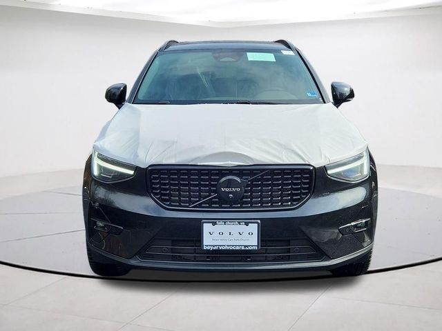 2026 Volvo XC40 Ultra Black Edition