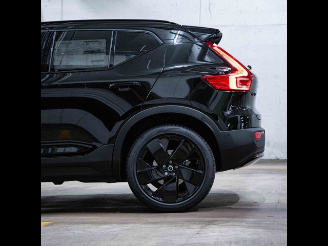 2026 Volvo XC40 Ultra Black Edition