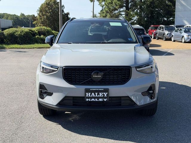 2026 Volvo XC40 Ultra Black Edition