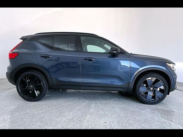 2026 Volvo XC40 Ultra Black Edition