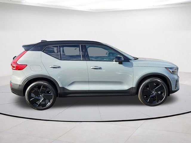 2026 Volvo XC40 Ultra Black Edition