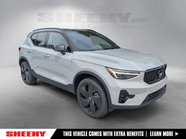 2026 Volvo XC40 Ultra Black Edition