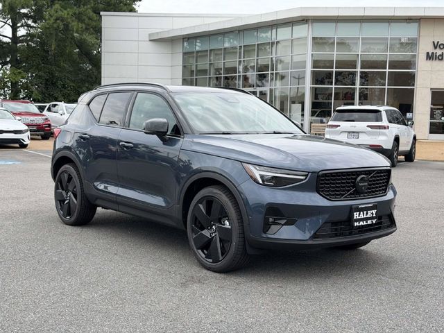 2026 Volvo XC40 Ultra Black Edition