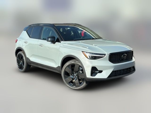 2026 Volvo XC40 Ultra Black Edition