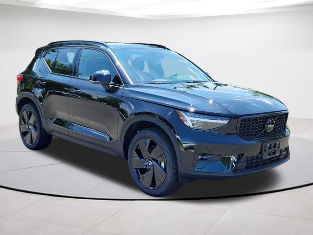 2026 Volvo XC40 Ultra Black Edition
