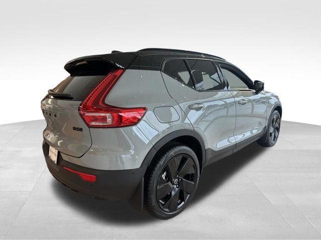 2026 Volvo XC40 Ultra Black Edition