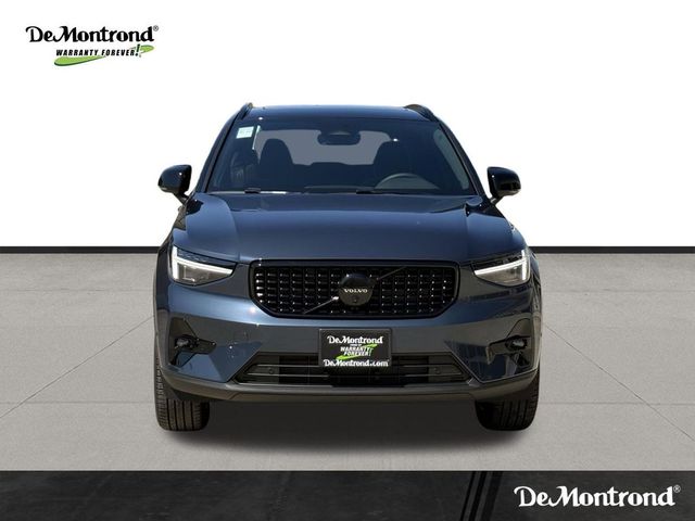 2026 Volvo XC40 Ultra Black Edition