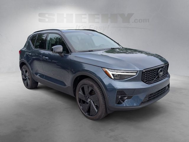 2026 Volvo XC40 Ultra Black Edition