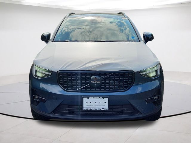 2026 Volvo XC40 Ultra Black Edition