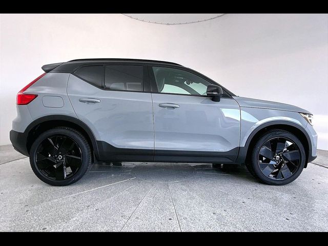 2026 Volvo XC40 Ultra Black Edition