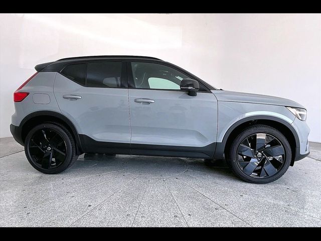 2026 Volvo XC40 Ultra Black Edition
