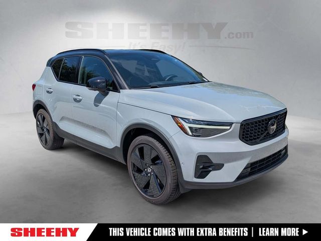 2026 Volvo XC40 Ultra Black Edition