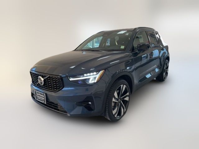 2026 Volvo XC40 Plus