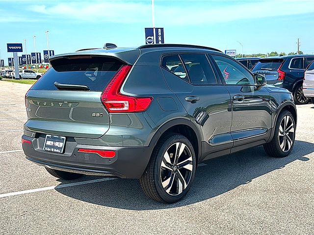 2026 Volvo XC40 Plus