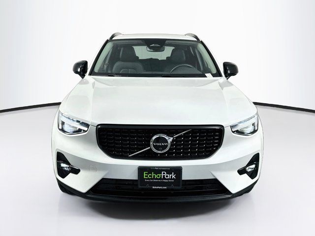 2026 Volvo XC40 Plus
