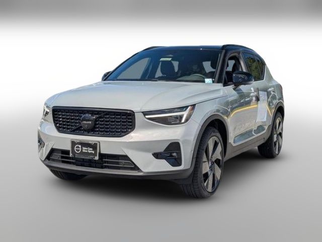 2026 Volvo XC40 Ultra Black Edition