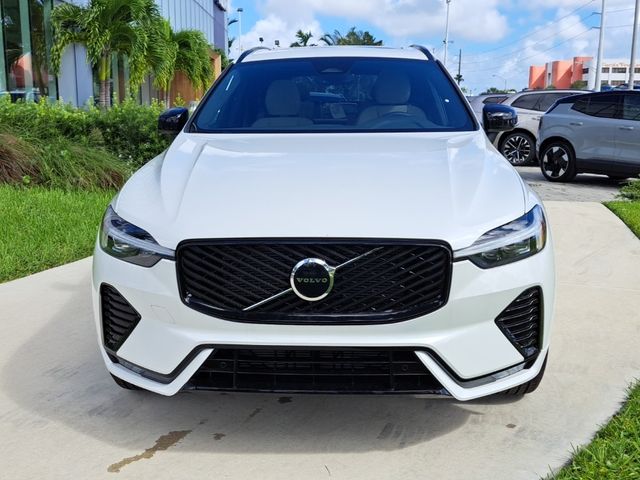 2026 Volvo XC60 Core
