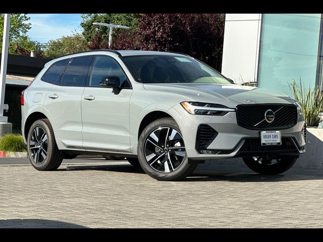 2026 Volvo XC60 Core