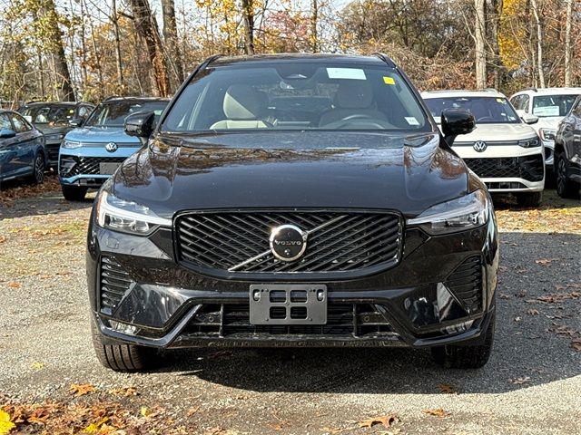 2026 Volvo XC60 Plus