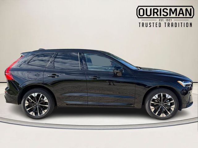 2026 Volvo XC60 Plus