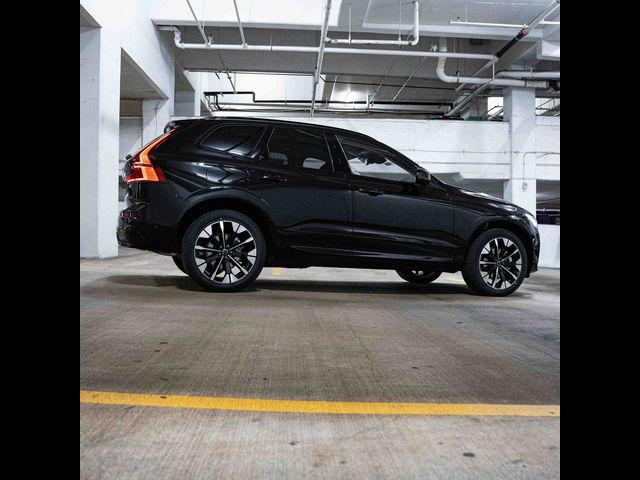 2026 Volvo XC60 Plus