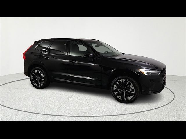 2026 Volvo XC60 Plus