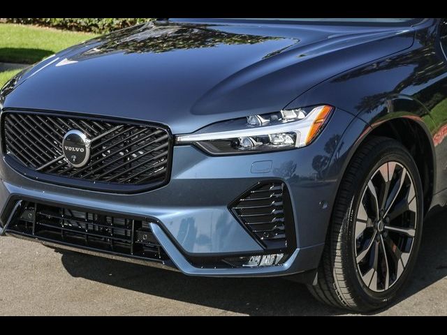 2026 Volvo XC60 Plus
