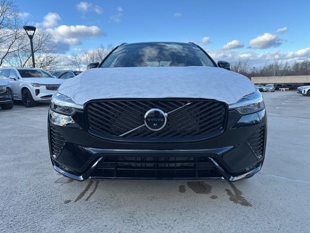 2026 Volvo XC60 Plus