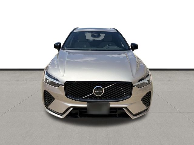 2026 Volvo XC60 Plus