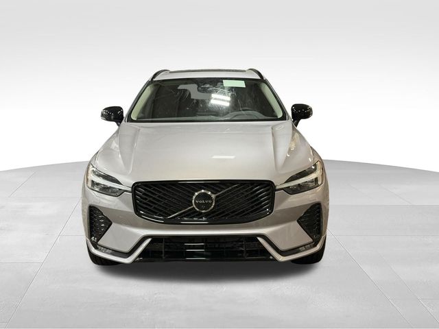 2026 Volvo XC60 Plus