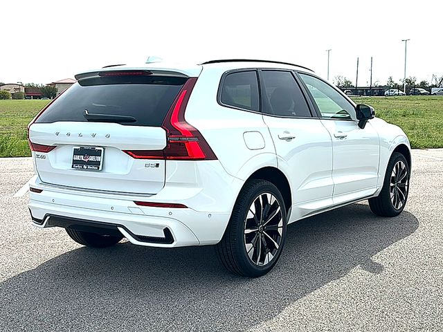 2026 Volvo XC60 Plus