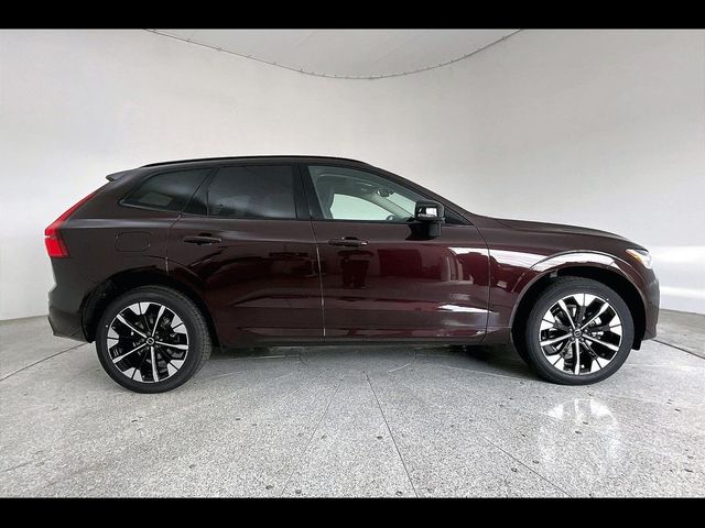 2026 Volvo XC60 Plus