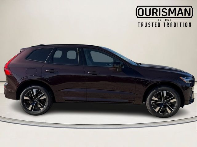 2026 Volvo XC60 Plus